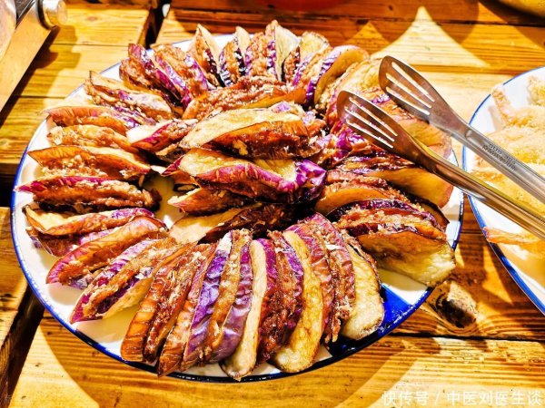 牛客栈 老年人要远离茄子？医生提醒：茄子虽好，但这5点老人一定多留心